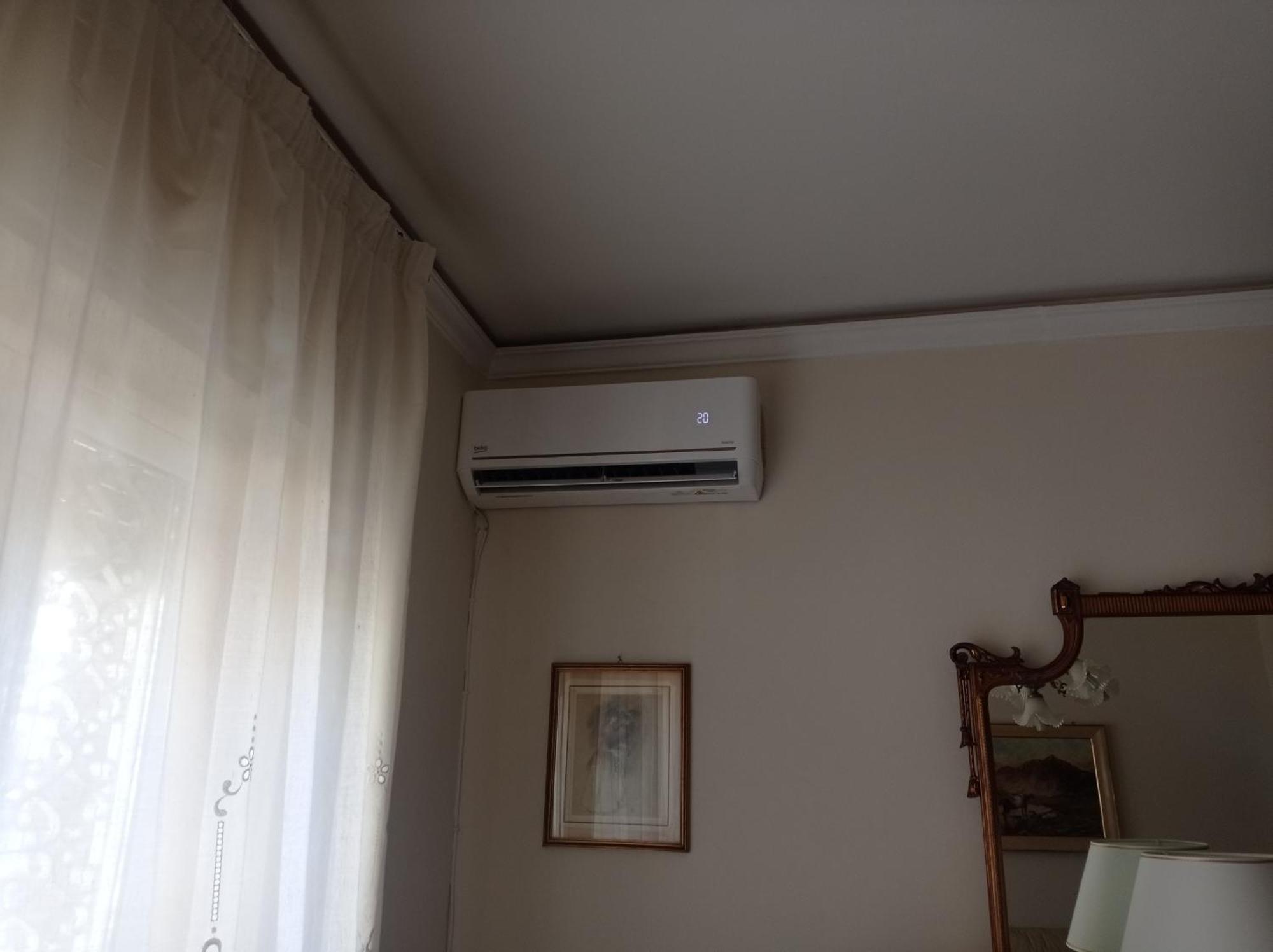 New Dawn Apartment, Appartamento Turistico, Casa Per Vacanza, Tre Camere Indipendenti Catania Ngoại thất bức ảnh
